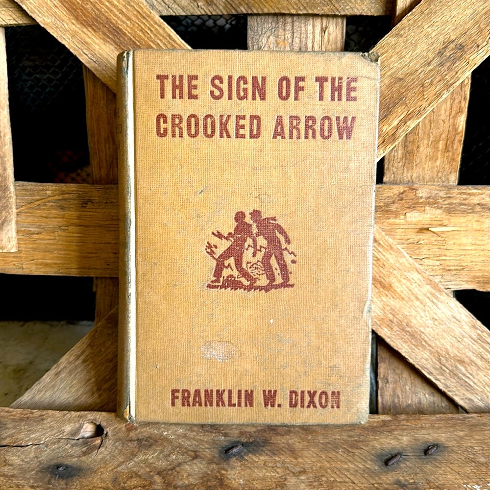 #19 The Sign Of The Crooked Arrow Hardy Boys Franklin W. Dixon 1949 (51)